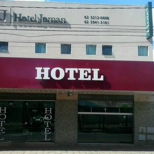 Localizado na avenida Goiás quase esquina com Independência, centro-Goiânia