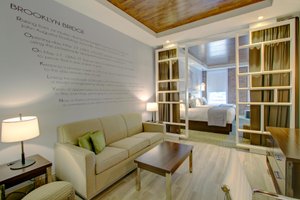 Room & Suite