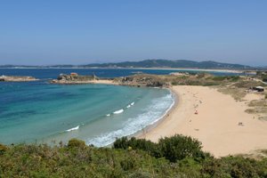 Piscina e praia