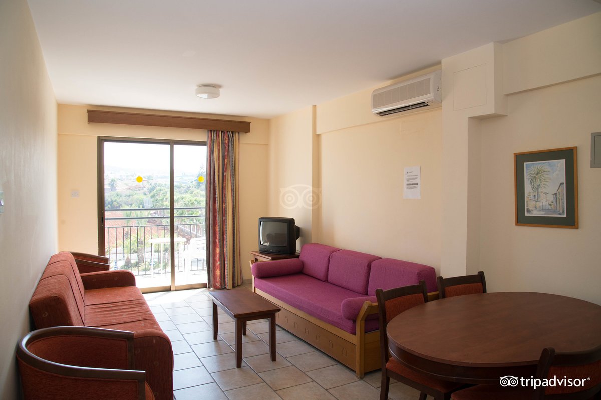 Tsokkos Sun Gardens Hotel Apartments Rooms: Pictures & Reviews ...