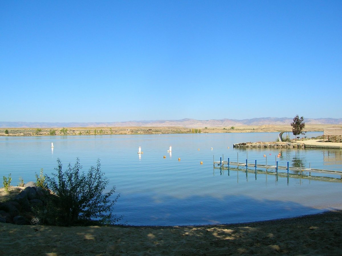 Escape To Serenity: Discover The Hidden Gem Of Highline Lake State Park