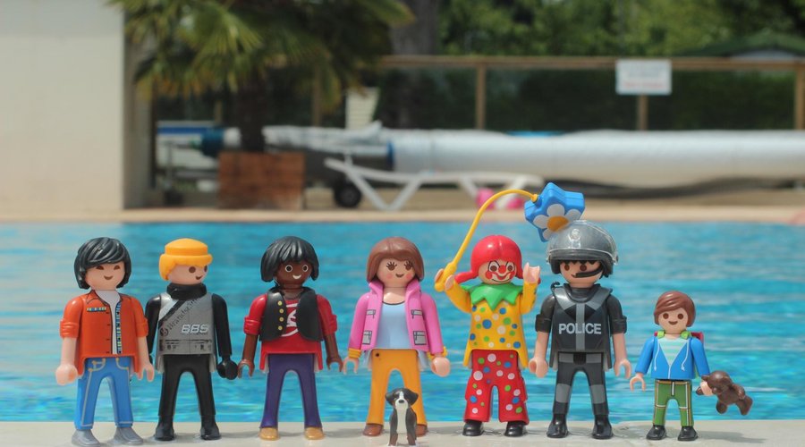 entre amis à la piscine du marais neuf