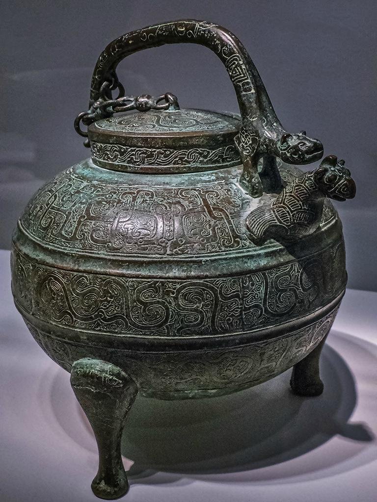 He (wine vessel) China Eastern Zhou Period 6th-5th century BCE Bronze