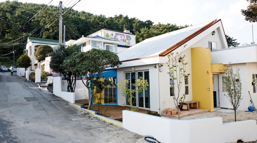 ARTHOUSE BOMNAL - Guest house Reviews (Tongyeong, South Korea) ARTHOUSE BOMNAL -  Guest house Reviews (Tongyeong, South Korea)