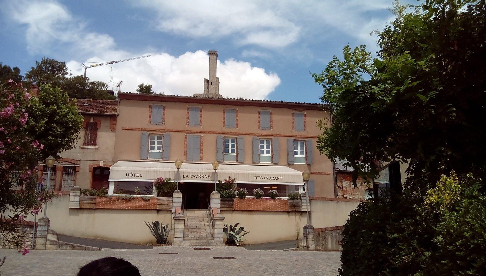 La Taverne by null