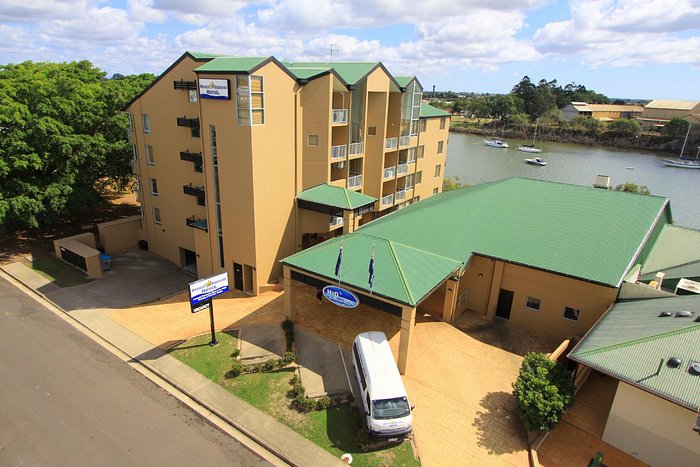 Burnett Riverside Hotel Burnett Riverside Hotel