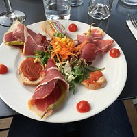 Assiette de jambon Serrano (Réserva 14-16 mois) aux piments Basques