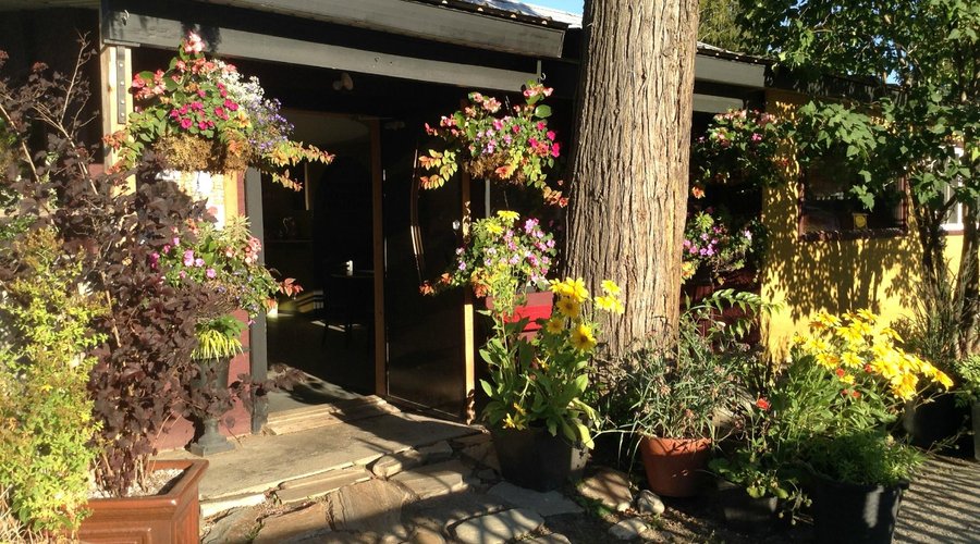 Front entrace to Black Salt Restuarant