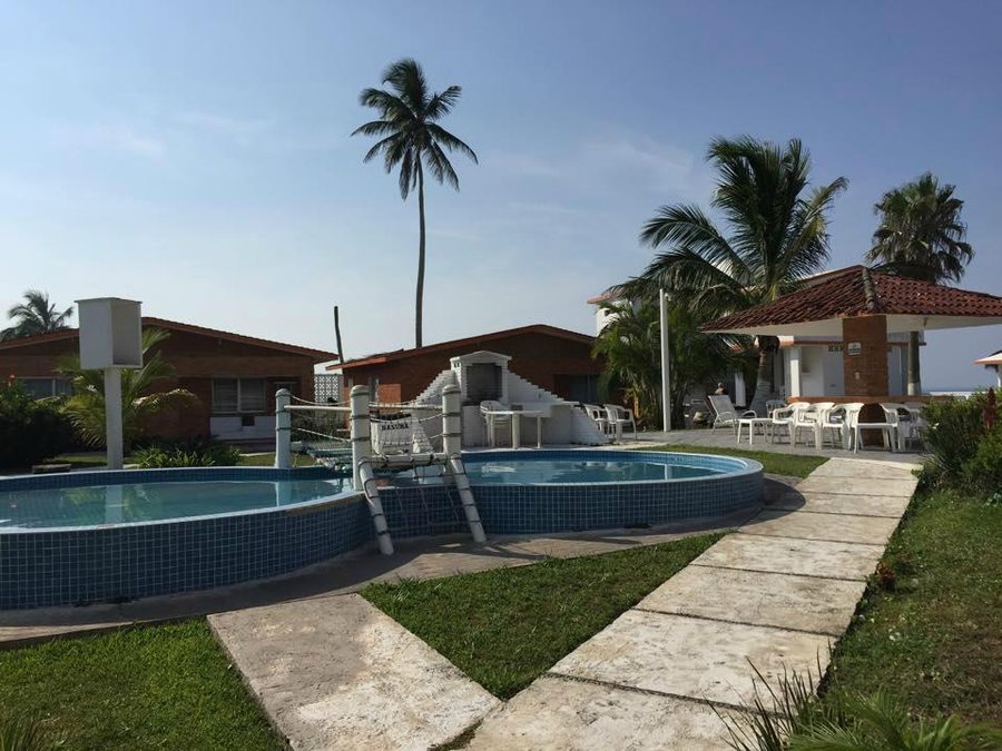 CANADIAN RESORT VERACRUZ $54 ($̶6̶1̶) - Prices & Hotel ...