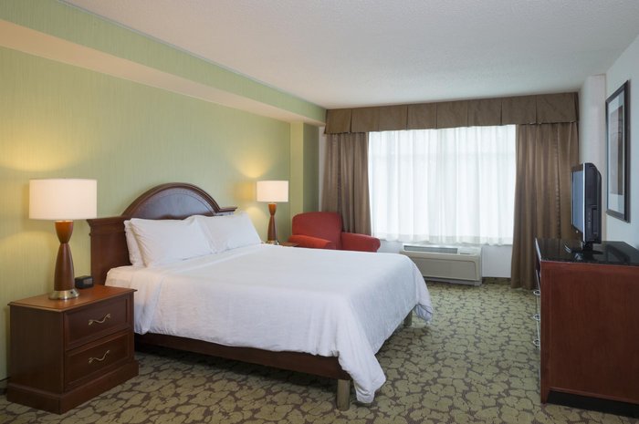 Hilton Garden Inn Hartford South/Glastonbury Rooms: Pictures & Reviews ...