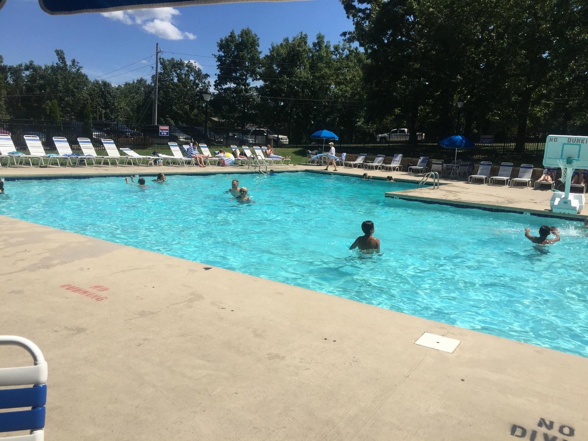 country club of fairfield pool