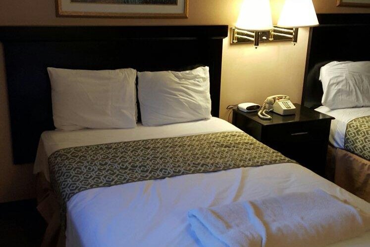 It's a motel you get what payed for. Good for a night.
