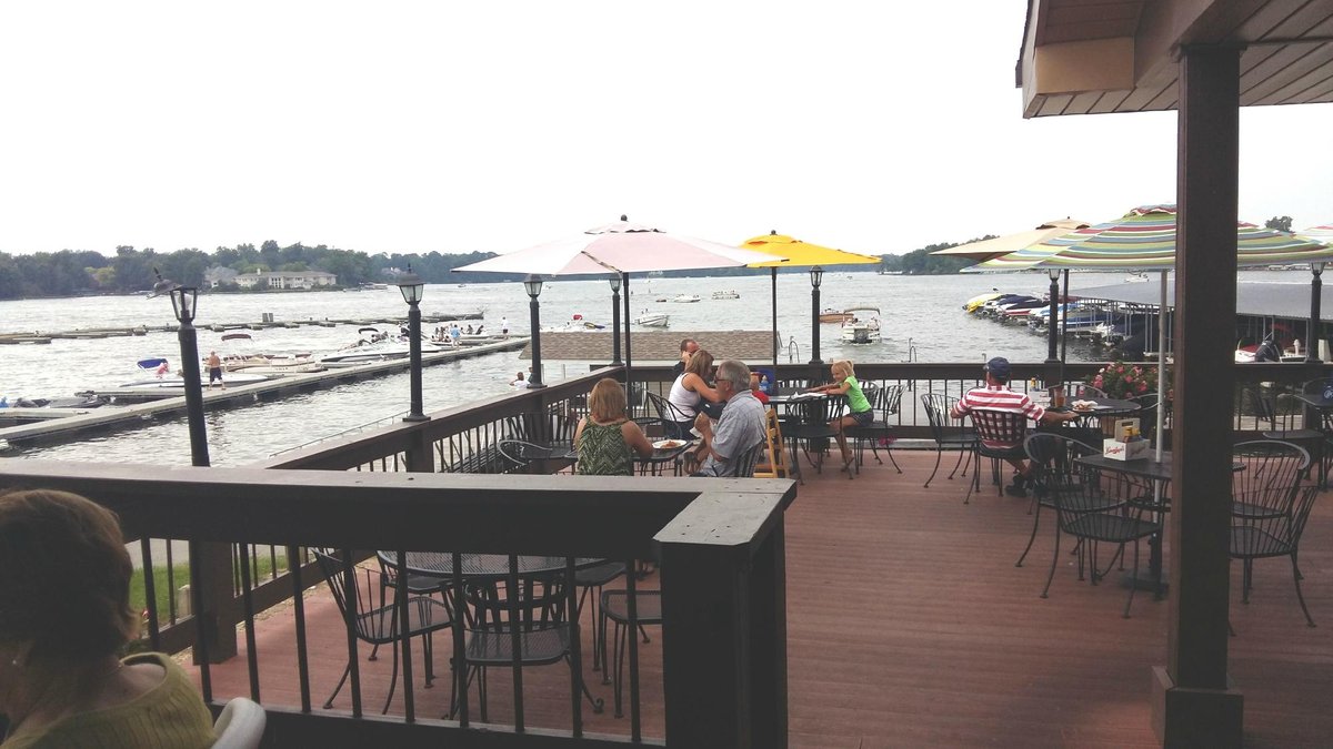 WOLFIE'S WATERFRONT GRILL, Noblesville - Menu, Prices & Restaurant ...