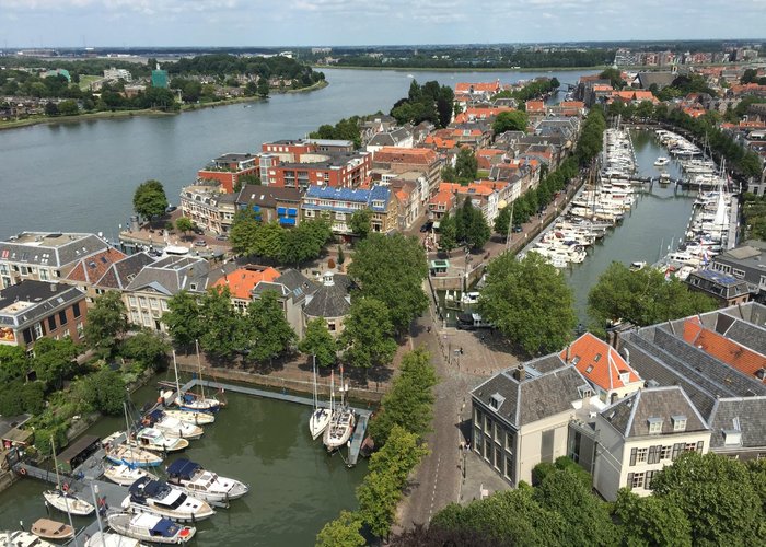 Tour autoguiado com jogo interativo da cidade de Dordrecht