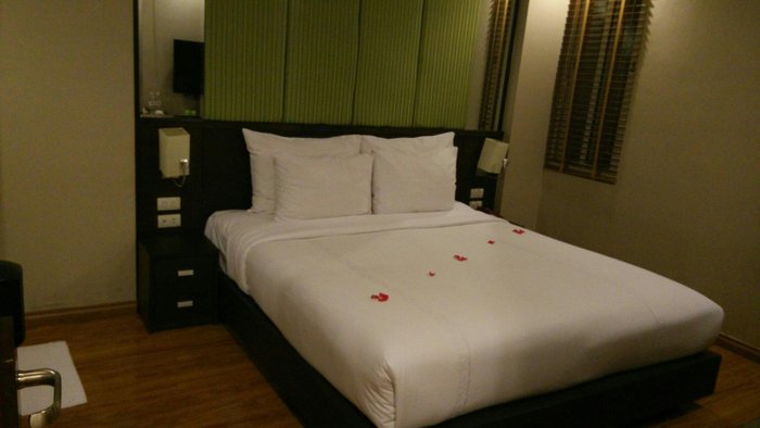 RISING DRAGON PARADISE HOTEL - Prices & Reviews (Hanoi, Vietnam)