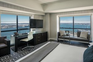 Room & Suite