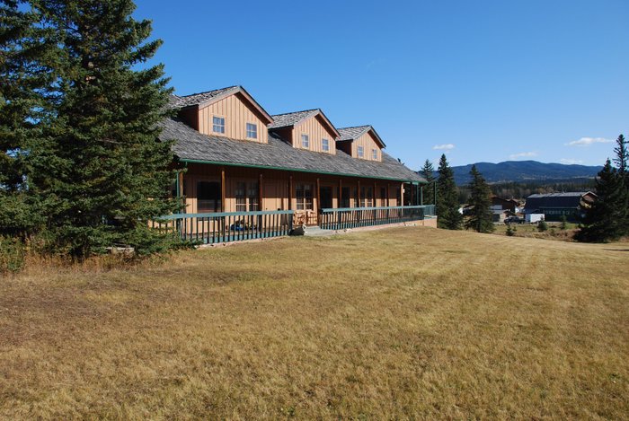 BAR F RANCH HOUSE - Guest house Reviews (Hinton, Alberta)