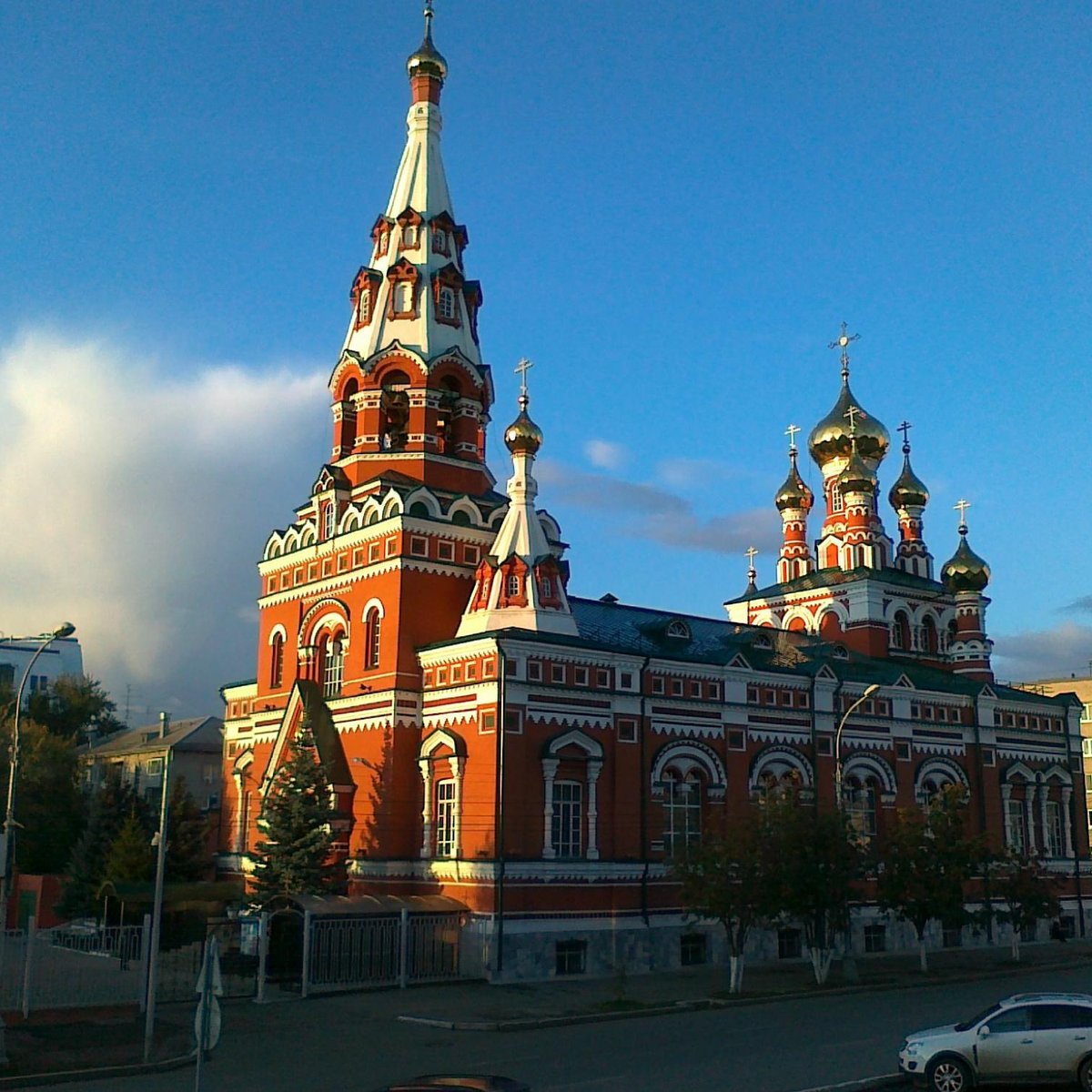 Храмы перми. Архиерейское подворье храма Вознесения Господня Пермь. Архиерейское подворье храма Вознесения Господня в г. Перми. Вознесенско-Феодосиевская Церковь Пермь. Храм на Борчанинова Пермь.