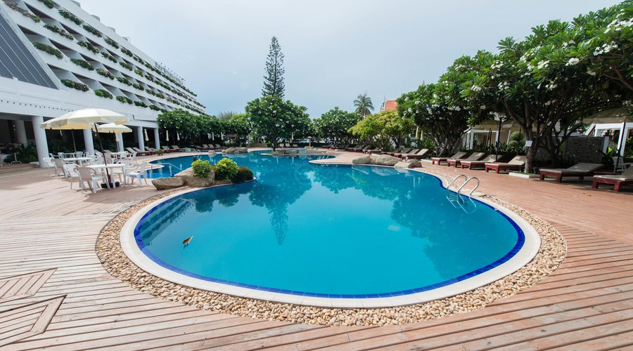 The Main Pool at the Cha-Am Methavalai Hotel