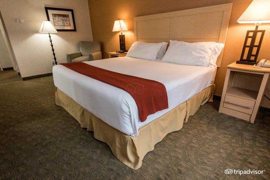 HOLIDAY INN EXPRESS NORTH CONWAY $76 ($̶1̶1̶1̶) - Updated 2021 Prices