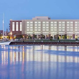 Hotel Exterior - River View