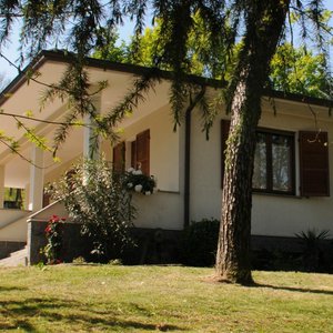 Il B&B visto dal giardino...