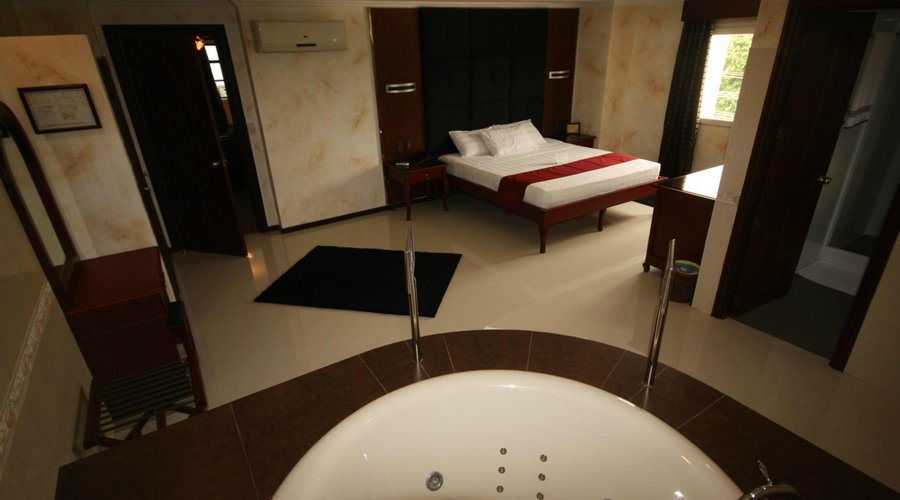 Panorama Suite Bedroom