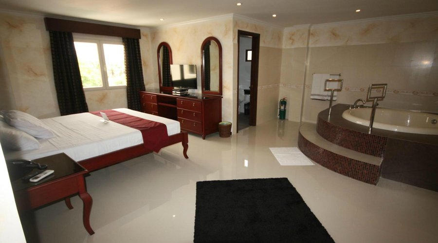 Panorama Suite Bedroom