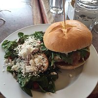 Delicious sandwiches and wraps, as well as a view of the interior decor and decorations at Sauce