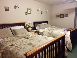Cedar Wood Lodge Bed & Breakfast Inn & Conference Center in Vancouver Island