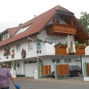 MAISON A RUST