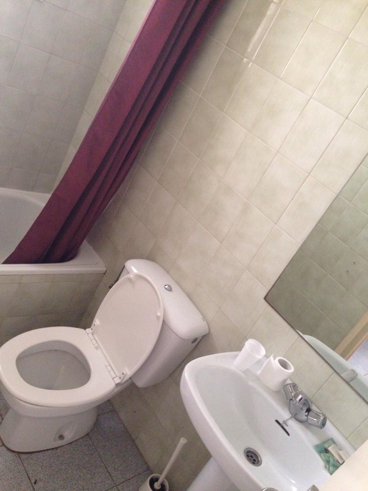 Hostal Ancora by null