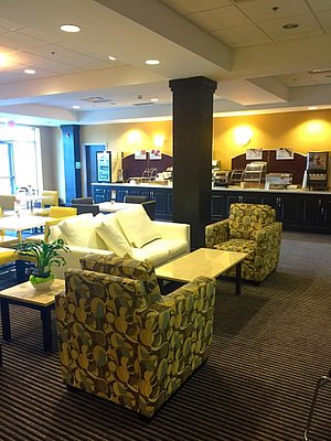 HOLIDAY INN EXPRESS & SUITES THUNDER BAY, AN IHG HOTEL - Prices & Reviews  (Ontario)