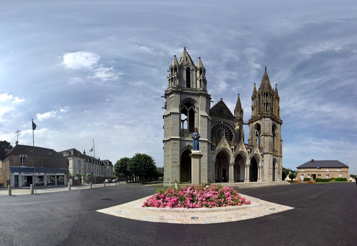 Basilique de Notre Dame de Pontmain Tripadvisor