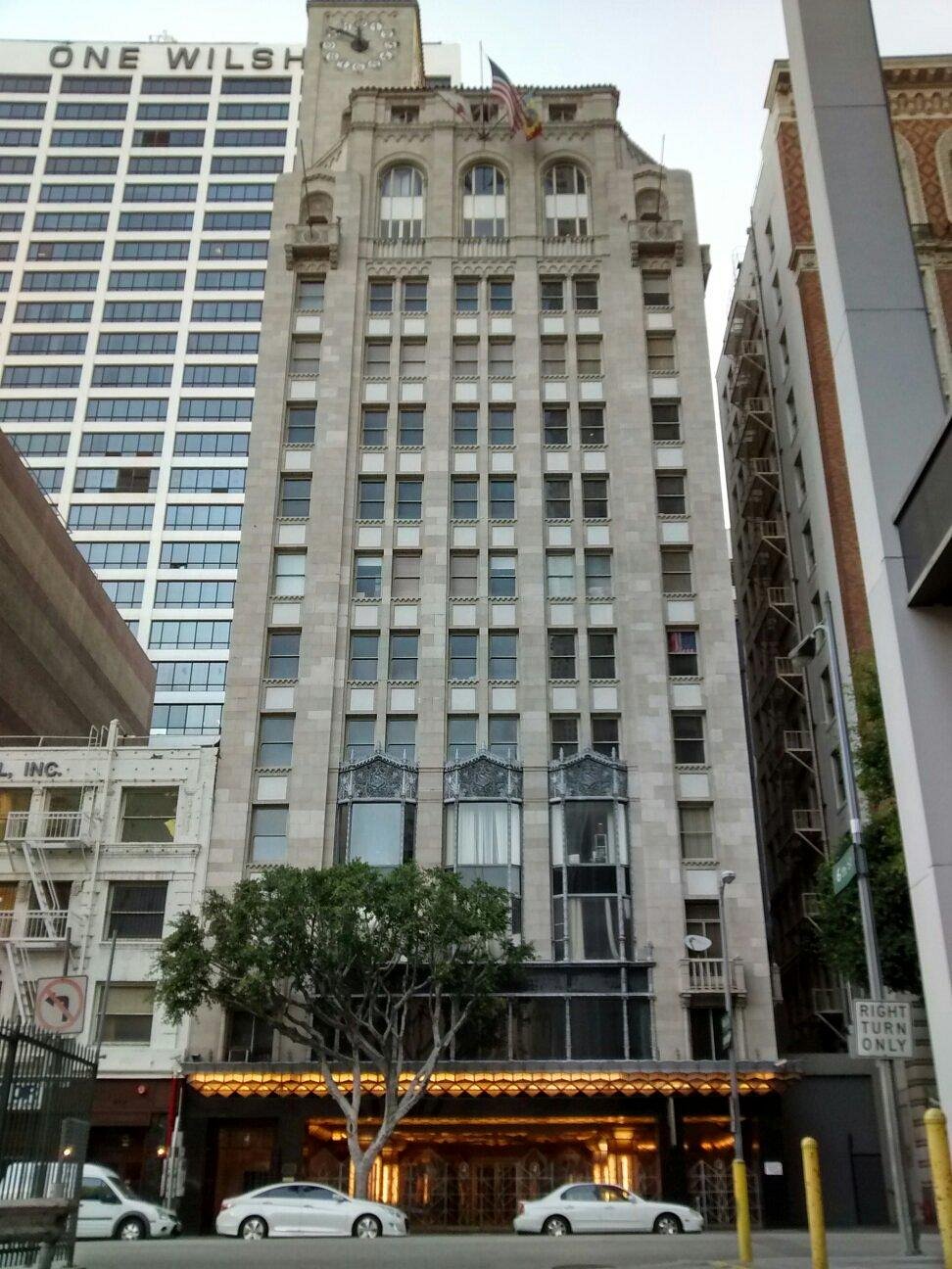 oviatt building tour