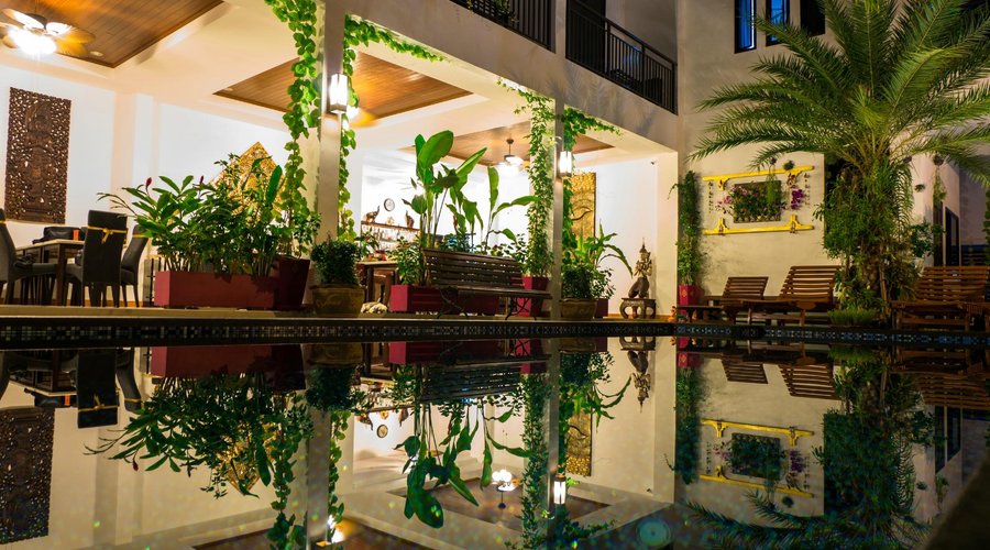 Swimming Pool with view to the Restaurant