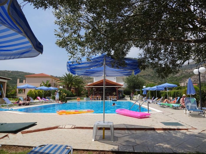 Eryphilli Studios Pool: Pictures & Reviews - Tripadvisor