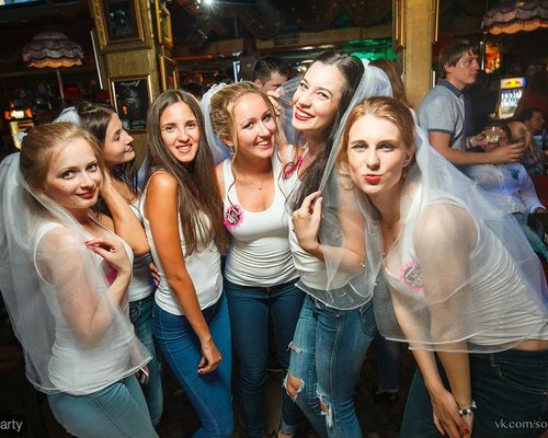 St Petersburg Nightclubs  6 Cool Night Clubs to Try Out