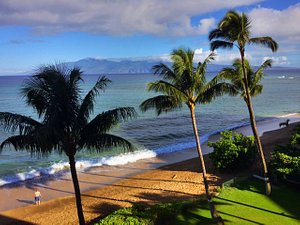 Valley Isle Resort in Maui