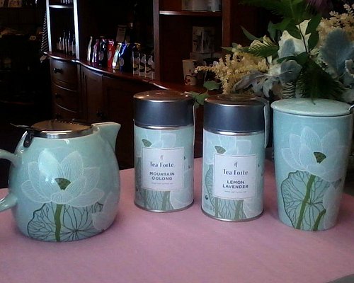 Soy Candle Fuquay Varina Top Quality Florist:Flowers On Broad