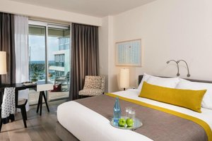 Room & Suite