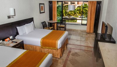 Hotel photo 21 of Krystal Cancun.