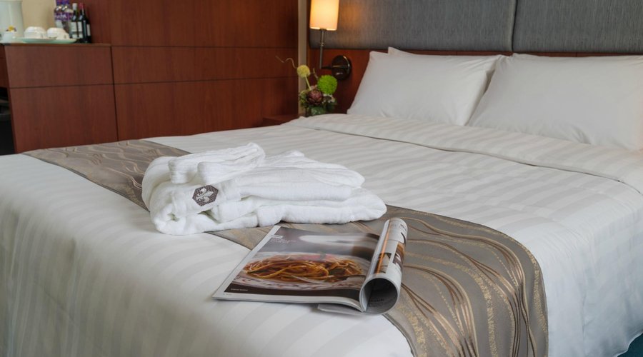 Deluxe Harbour Parkview Room