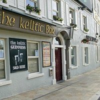 Gastropub and Bar in the Heart of the Boyne Valley. Operating as a part of the Headfort Arms Hot