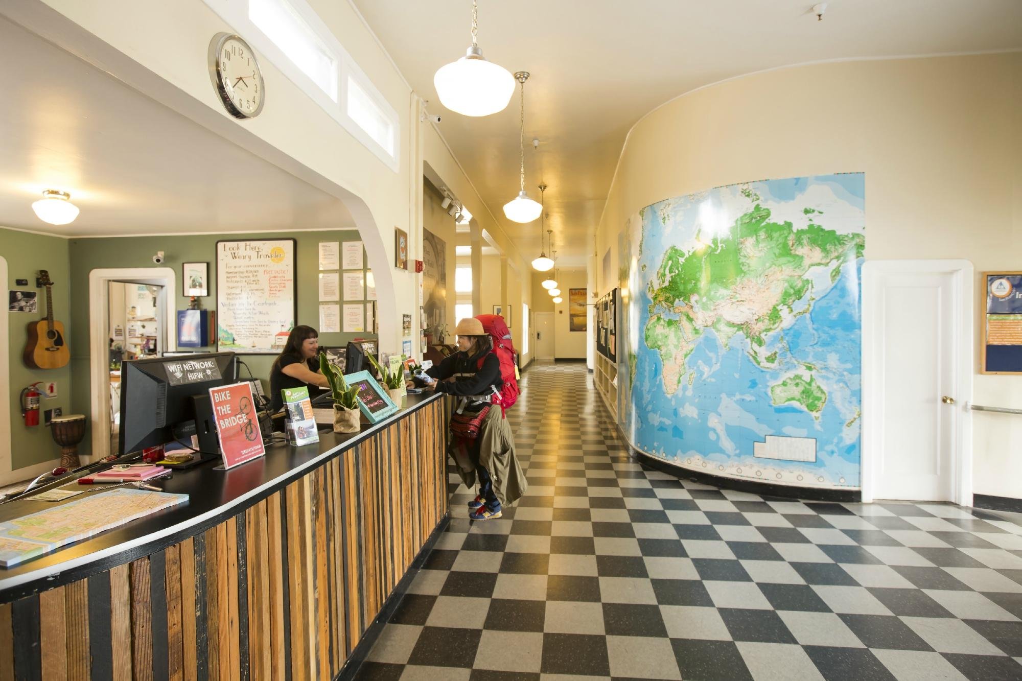 HI San Francisco Fisherman's Wharf Hostel by null
