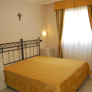 Camera matrimoniale economy Hotel Villa San Pietro di San Giovanni Rotondo