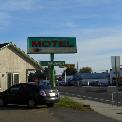 Apple Valley Motel image