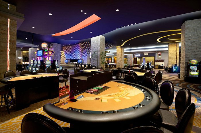 https://dynamic-media-cdn.tripadvisor.com/media/photo-o/08/a5/ae/fa/hard-rock-hotel-casino.jpg?w=700&h=-1&s=1