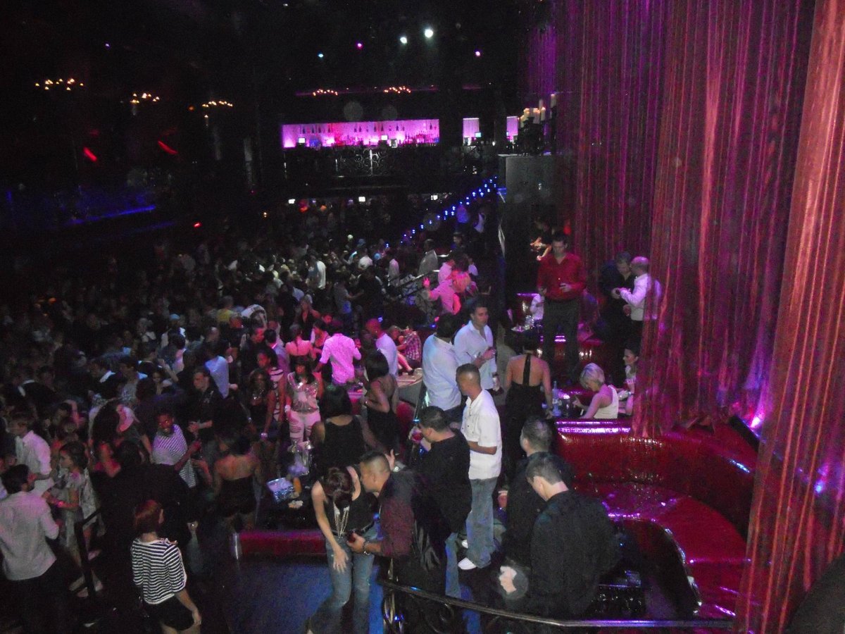 Luxor's Best Nightlife Destinations - Popular Nightclubs and Bars