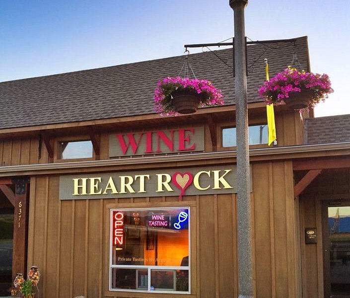 Heart Rock Wines image